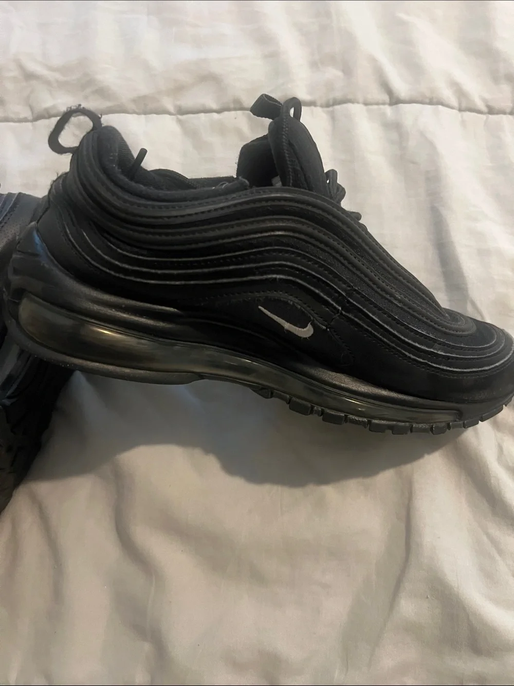Nike Black Low-Top Athletic Sneakers